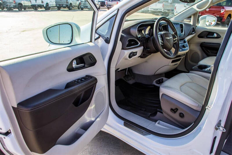 2021 Chrysler Pacifica Touring L