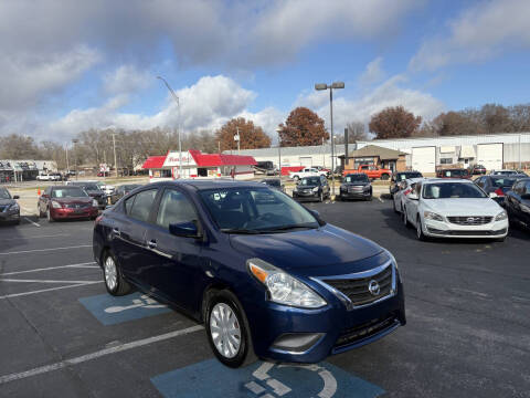 2018 Nissan Versa SV