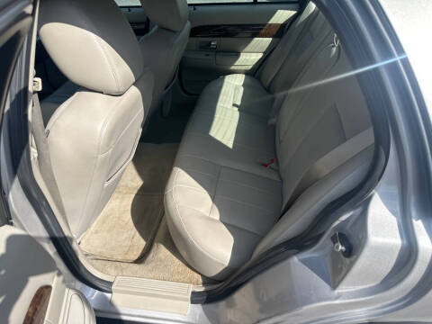 2011 Mercury Grand Marquis LS