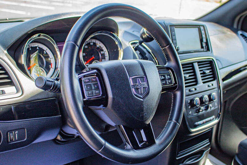 2019 Dodge Grand Caravan SE Plus