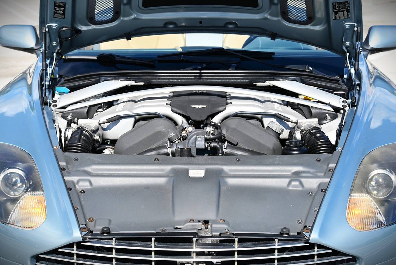 2005 Aston Martin DB9 29