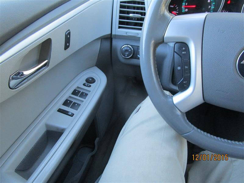 2011 Chevrolet Traverse LT