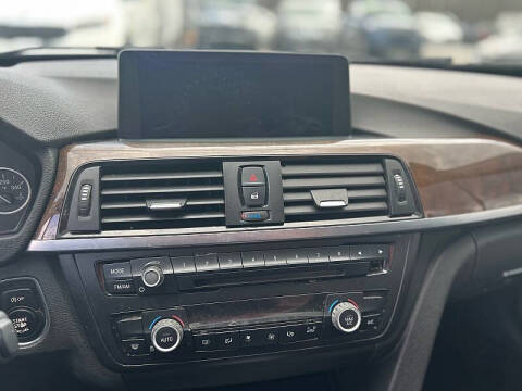 2015 BMW 3 Series 328i