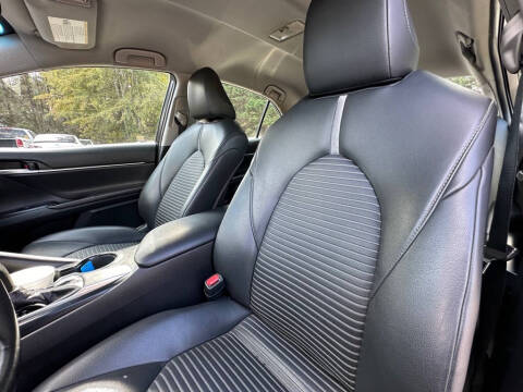 2018 Toyota Camry SE