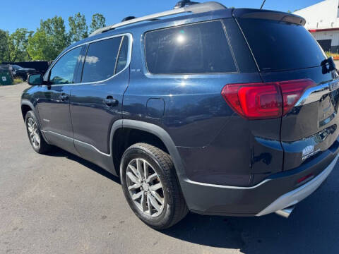 2017 GMC Acadia SLE-2
