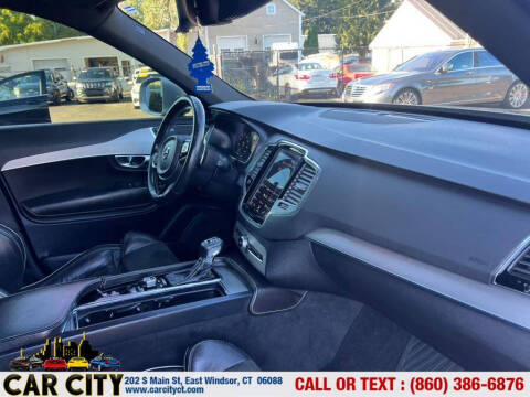 2017 Volvo XC90 T5 R-Design