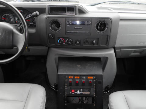 2009 Ford E-Series E-350 SD