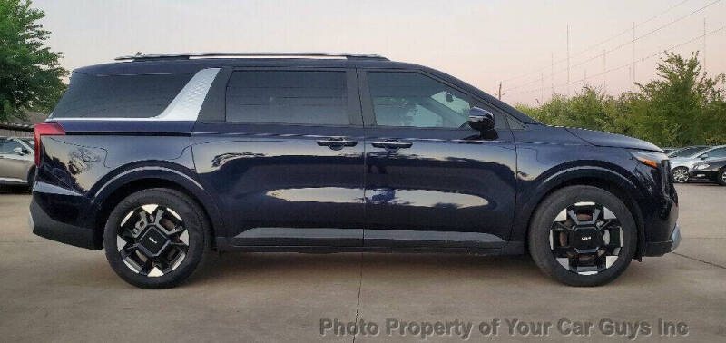 2025 Kia Carnival EX
