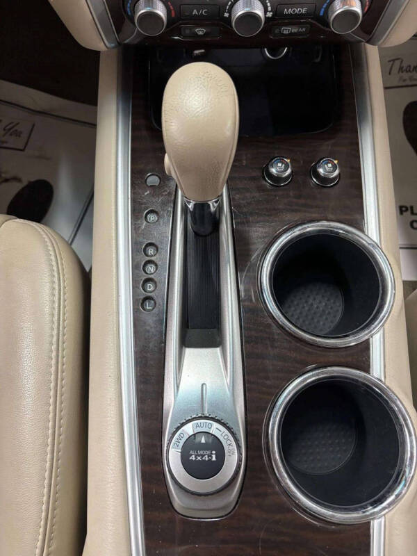 2013 Nissan Pathfinder Platinum