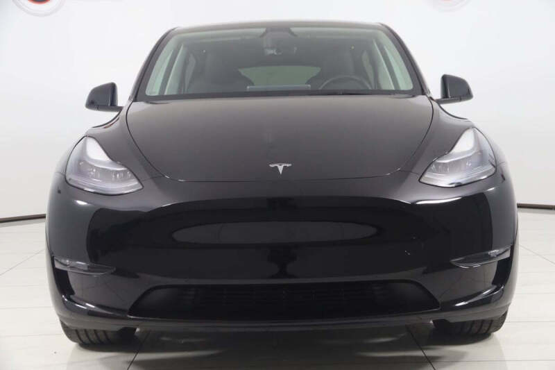2025 Tesla Model Y Long Range