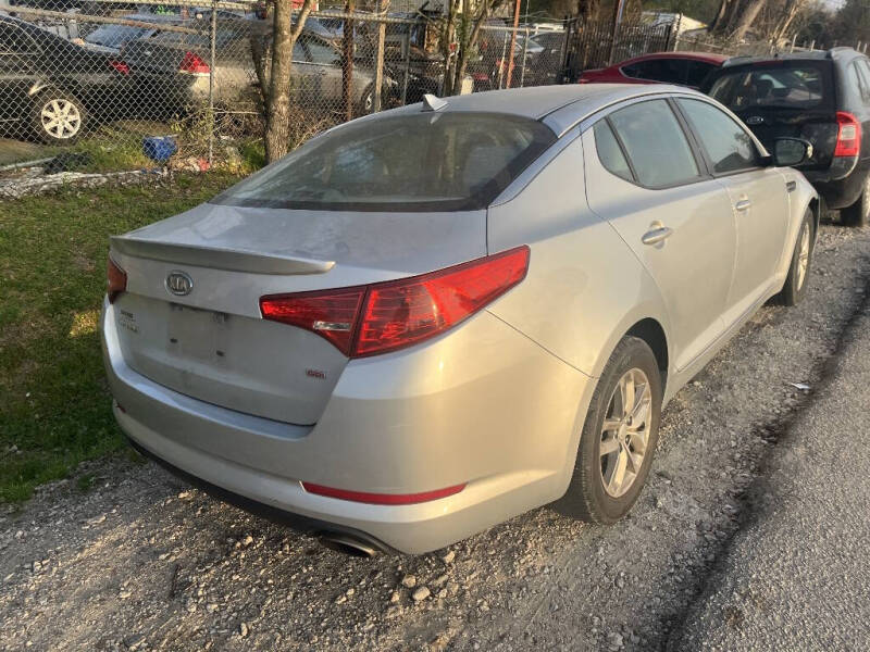 2011 Kia Optima LX