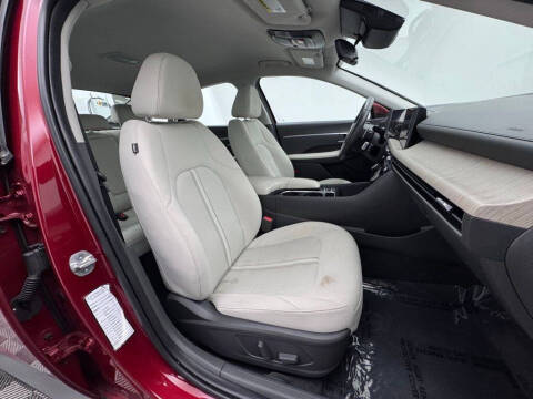 2024 Hyundai Sonata Hybrid SEL