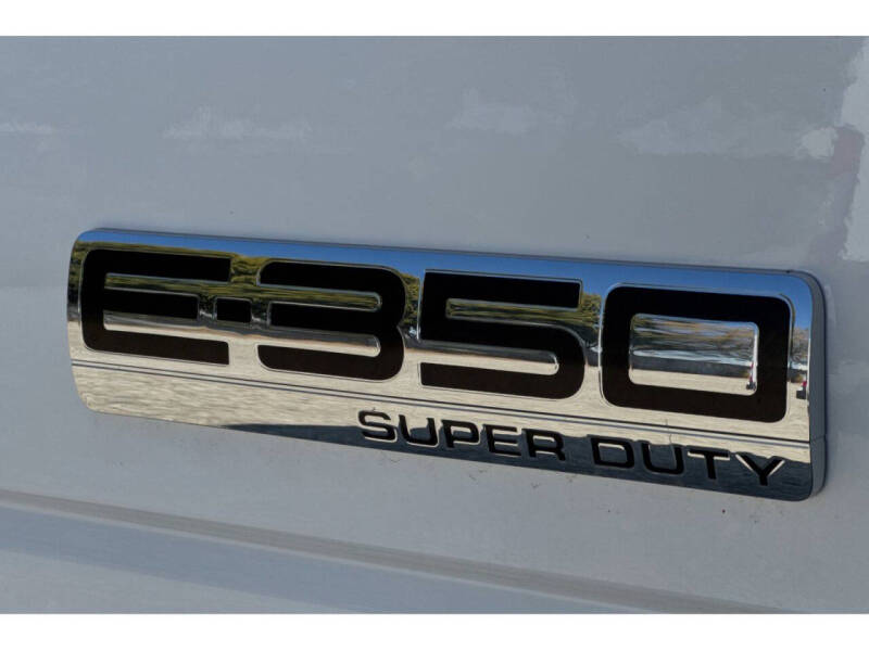2025 Ford E-Series