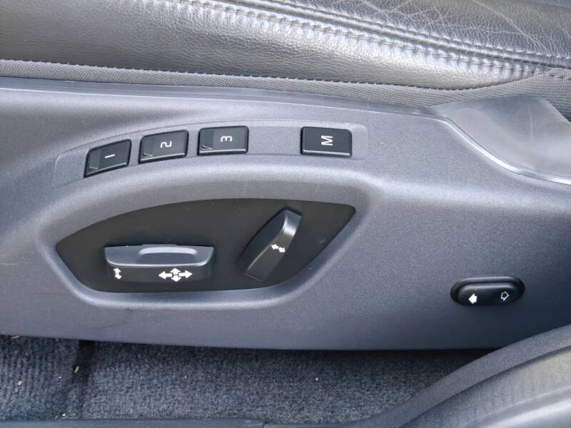 2016 Volvo XC60 T6 Drive-E Platinum