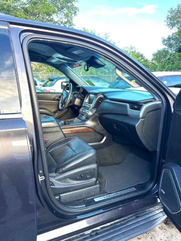 2017 Chevrolet Suburban LT