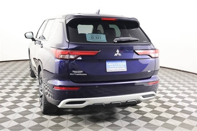 2023 Mitsubishi Outlander SE