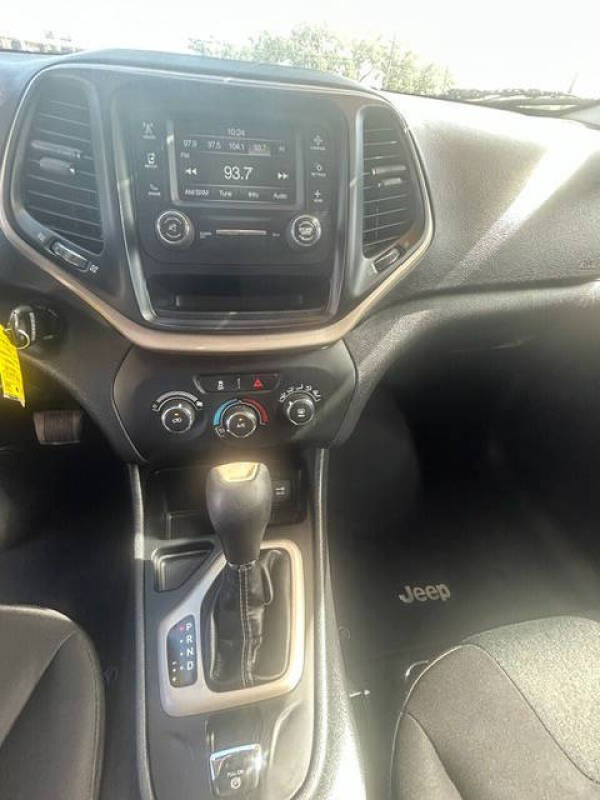 2018 Jeep Cherokee Latitude