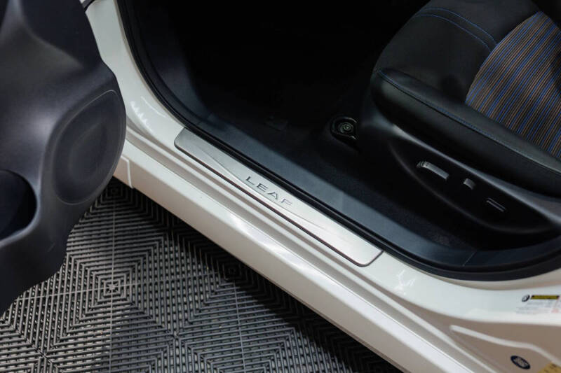 2023 Nissan LEAF SV PLUS