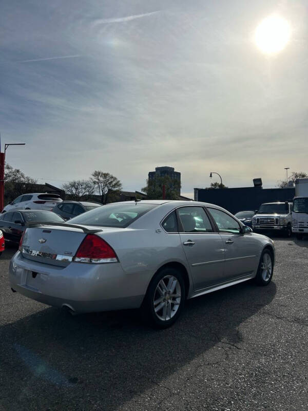 2009 Chevrolet Impala LTZ photo 8