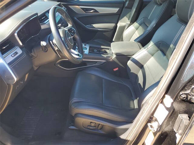 2024 Jaguar F-PACE P250 R-Dynamic S