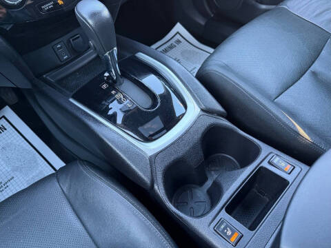 2015 Nissan Rogue SL