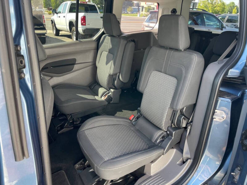 2020 Ford Transit Connect XLT photo 11