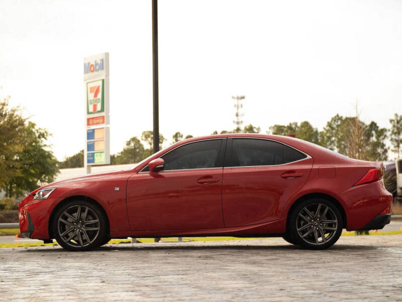 2018 Lexus IS 300