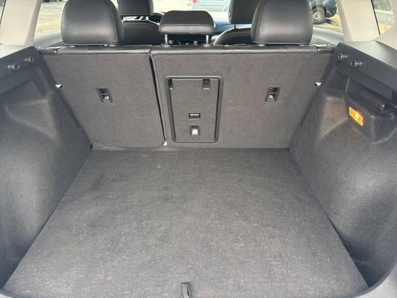 2022 Volkswagen Taos SE 4Motion