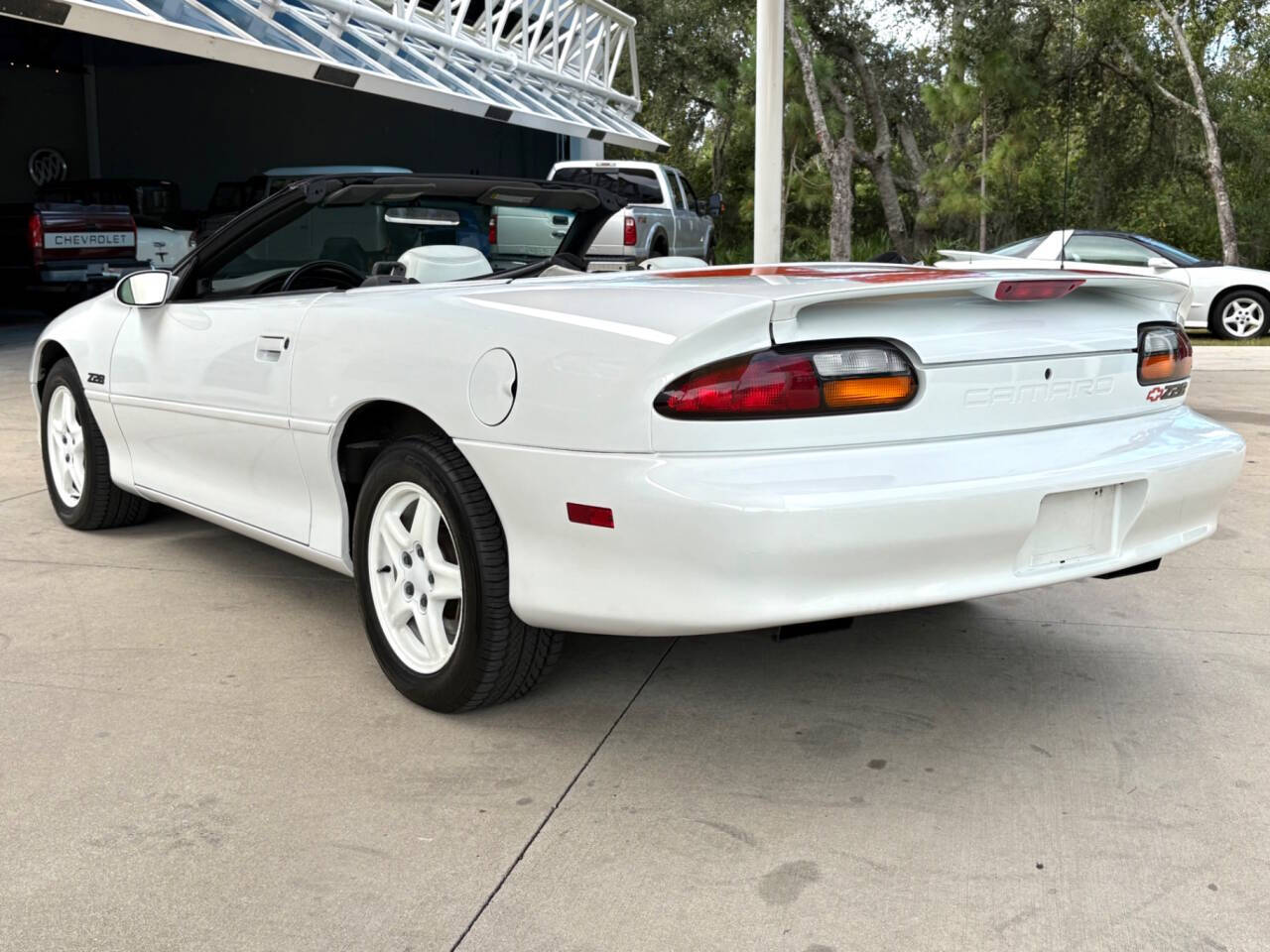 1997 Chevrolet Camaro 10