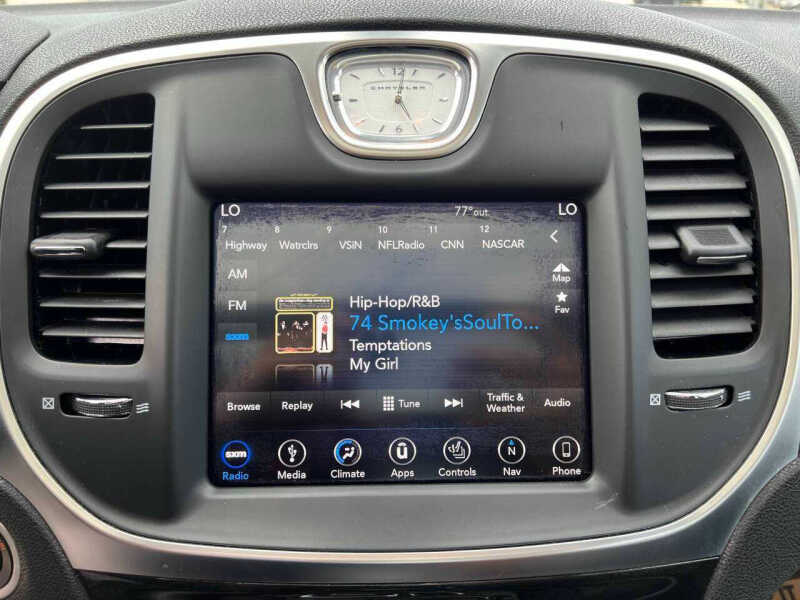 2018 Chrysler 300 Touring