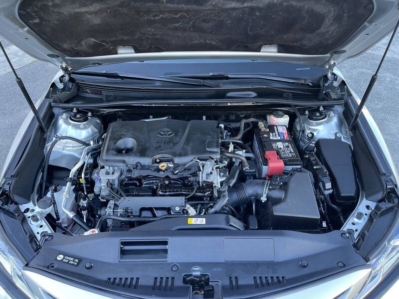 2018 Toyota Camry SE