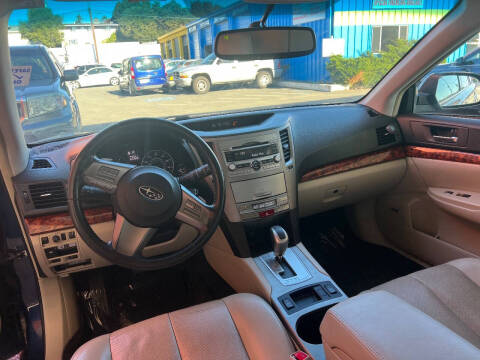 2011 Subaru Outback 2.5i Limited