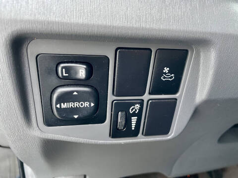 2010 Toyota Prius IV