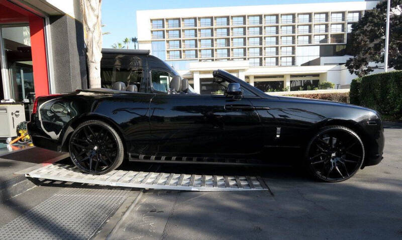 2017 Rolls-Royce Dawn