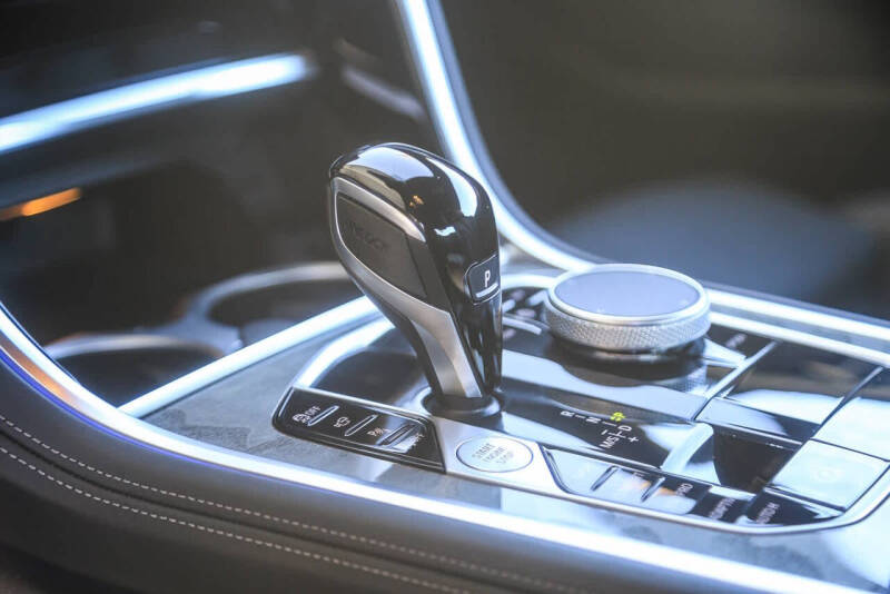 2025 BMW 8 Series 840i xDrive