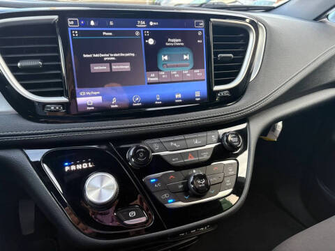 2021 Chrysler Pacifica Touring