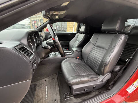 2012 Dodge Challenger SXT