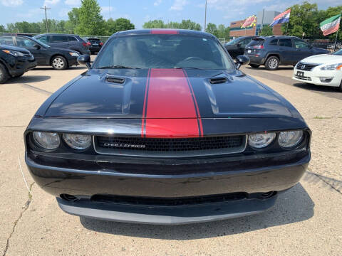 2013 Dodge Challenger for sale at Minuteman Auto Sales in Saint Paul MN