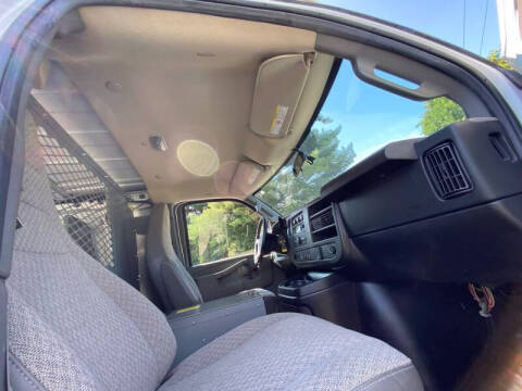 2017 Chevrolet Express 2500