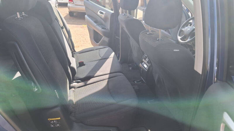 2018 Nissan Pathfinder S