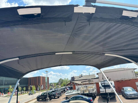 2024 Sun Tracker SPB22RF