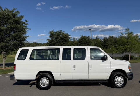2012 Ford E-Series E-350 SD XLT