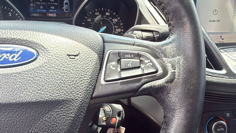 2017 Ford Escape SE