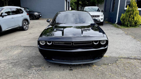 2015 Dodge Challenger SXT