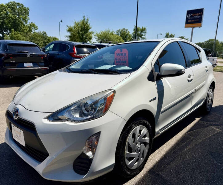 2016 Toyota Prius c One