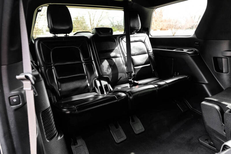 2019 Lincoln Navigator Select