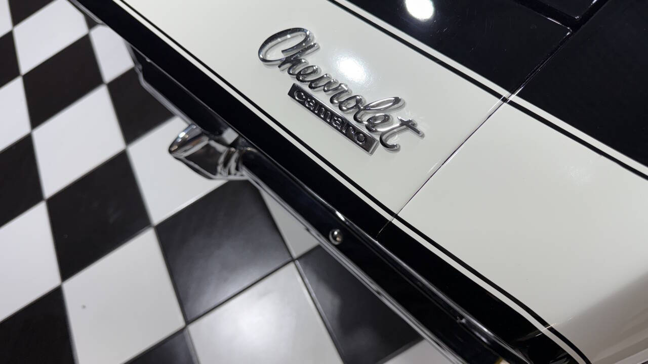 1967 Chevrolet Camaro 28