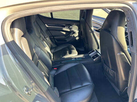 2013 Porsche Panamera GTS