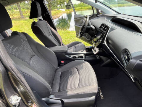 2017 Toyota Prius Two