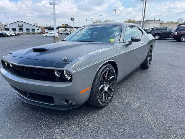 2018 Dodge Challenger 6